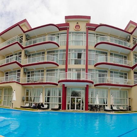 Hôtel MENABE'L Antsirabe Extérieur photo
